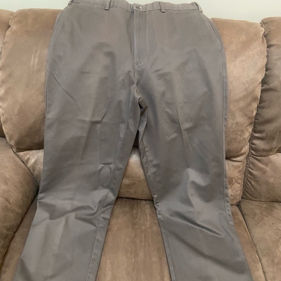 CABELAS Men's 34x30 Flat Front Pants - Picture 2 of 6